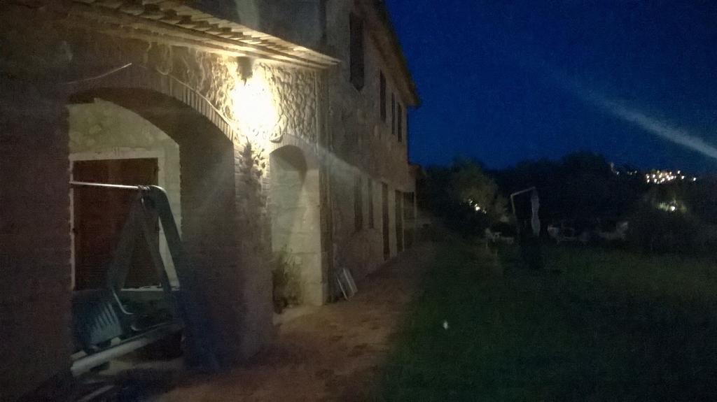 Agriturismo Il Poggiolo 몬테메라노 외부 사진