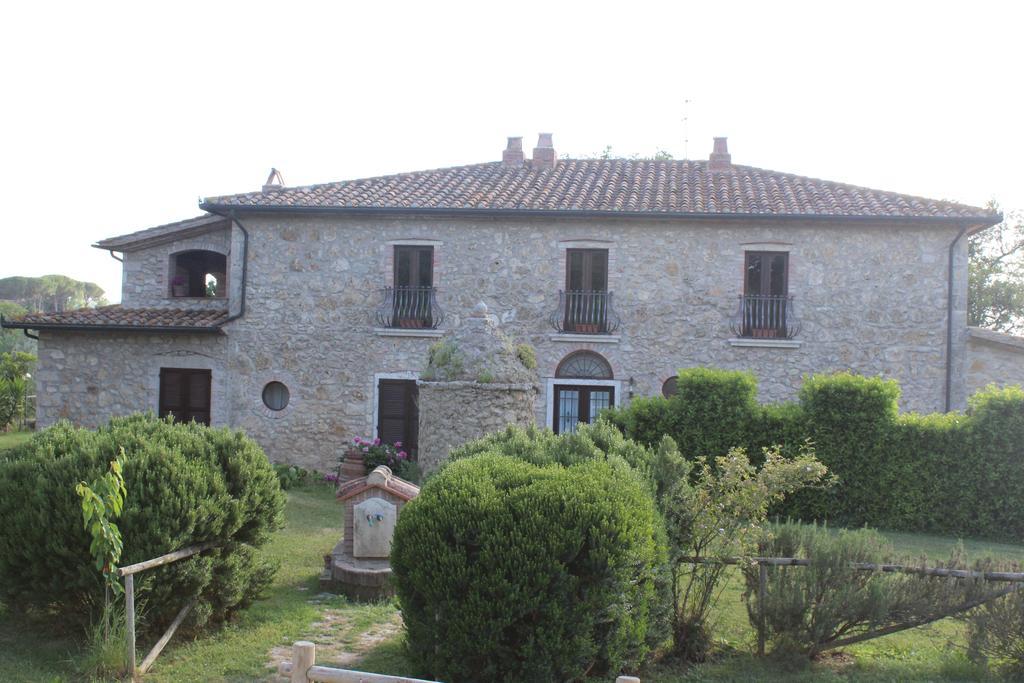 Agriturismo Il Poggiolo 몬테메라노 외부 사진