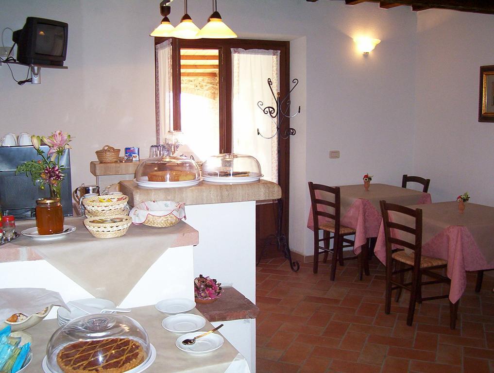 Agriturismo Il Poggiolo 몬테메라노 외부 사진
